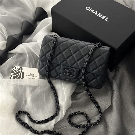 chanel so black review